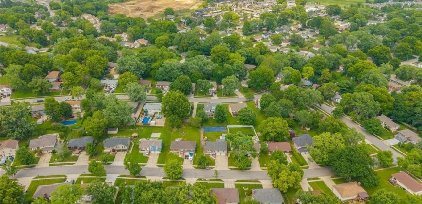 Homes for Sale in Kansas City, MO 64152 | 7312 NW 78th Street