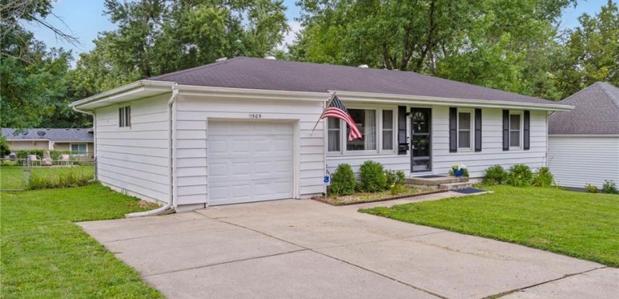Homes for Sale in Gladstone, MO 64118 | 1505 NE 63rd Street