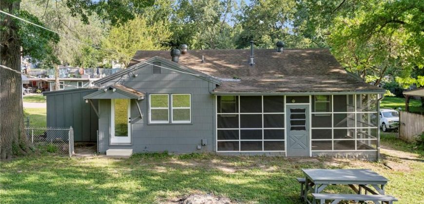 Homes for Sale in Kansas City, MO 64117 | 5211 NE 46th Terrace