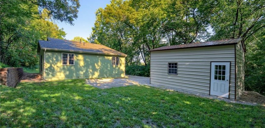 Homes for Sale in Smithville, MO 64089 | 405 S Mill Street