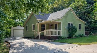 Homes for Sale in Smithville, MO 64089 | 405 S Mill Street