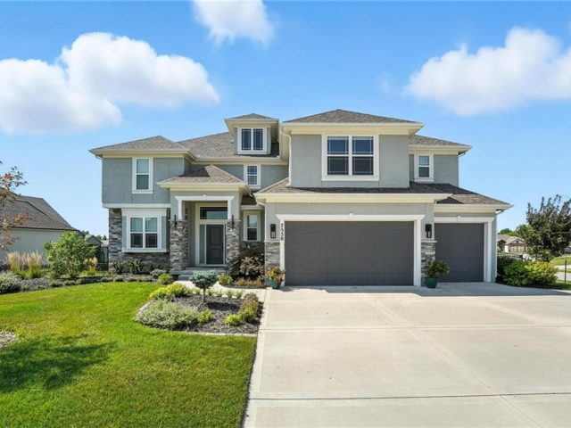 Homes for Sale in Kansas City, MO 64151 | 7550 N Gower Avenue
