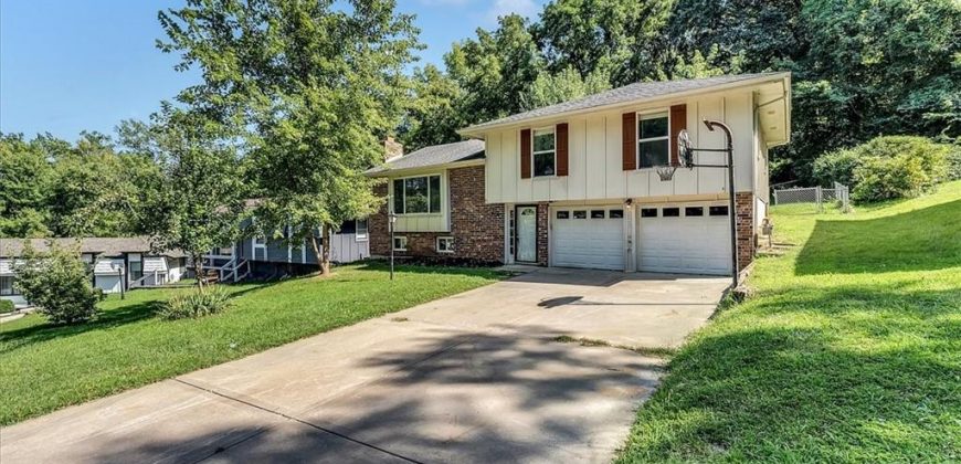 Homes for Sale in Kansas City, MO 64151 | 6261 NW 48th Street