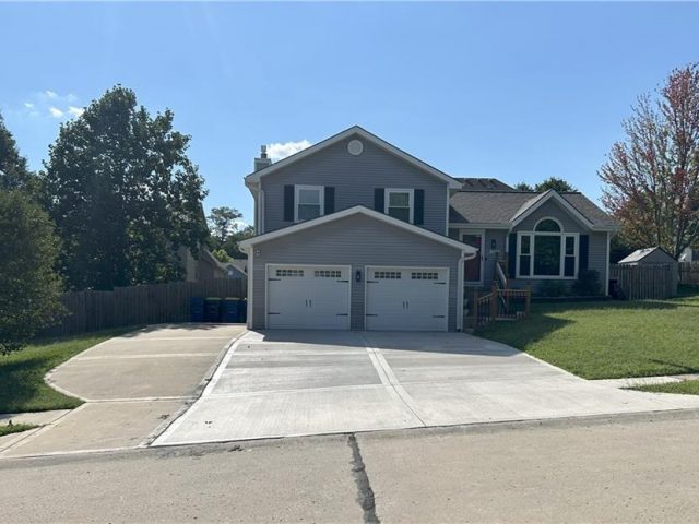 Homes for Sale in Smithville, MO 64089 | 104  Shasta Daisy Drive