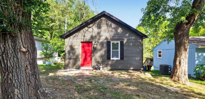 Homes for Sale in Kansas City, MO 64119 | 6037 N Topping Avenue