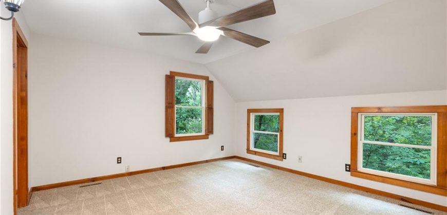 Homes for Sale in Parkville, MO 64152 | 5420 NW Foxhill Road