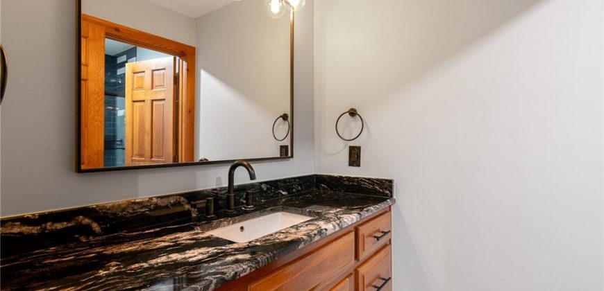 Homes for Sale in Parkville, MO 64152 | 5420 NW Foxhill Road