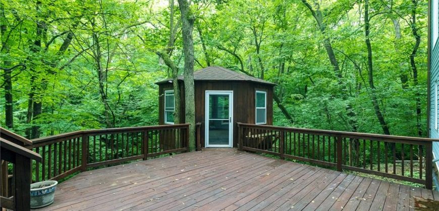 Homes for Sale in Parkville, MO 64152 | 5420 NW Foxhill Road
