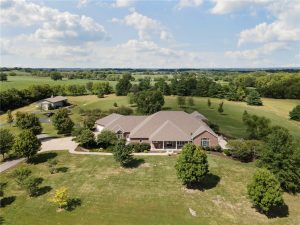 15600-NE-124th-Street-mls-2559690-image-1