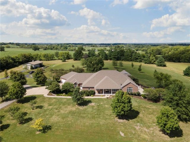 Homes for Sale in Kearney, MO 64060 | 15600 NE 124th Street