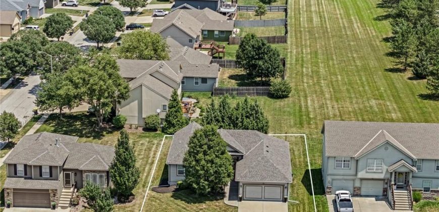Homes for Sale in Kansas City, MO 64155 | 9115 N Holly Street