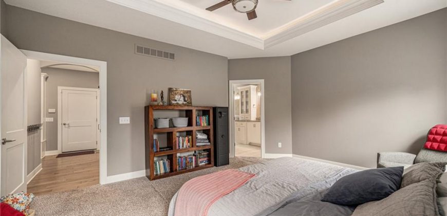 Homes for Sale in Kansas City, MO 64152 | 14445  Summit Ridge