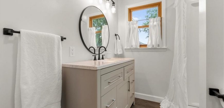 Homes for Sale in Kansas City, MO 64116 | 600 NE 43rd Terrace