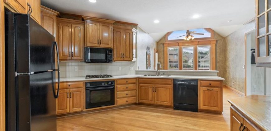 Homes for Sale in Kansas City, MO 64154 | 6603 NW 103 Street