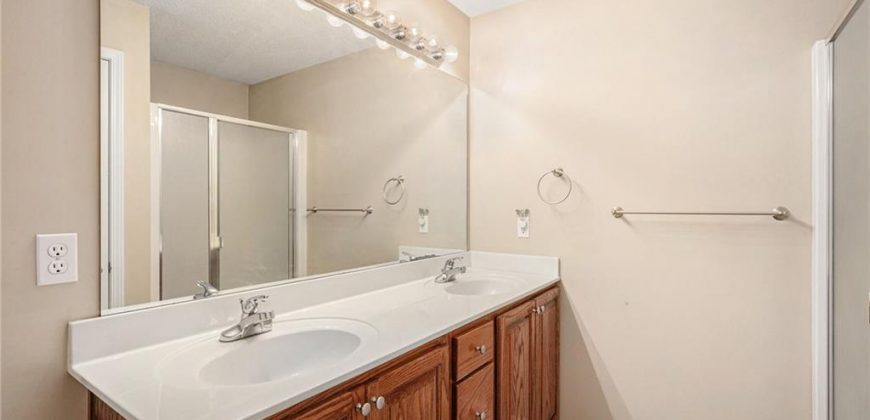 Homes for Sale in Gladstone, MO 64118 | 2427 NE 68th Street