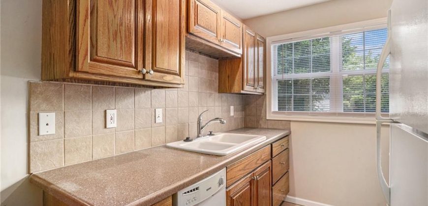 Homes for Sale in Gladstone, MO 64118 | 2427 NE 68th Street