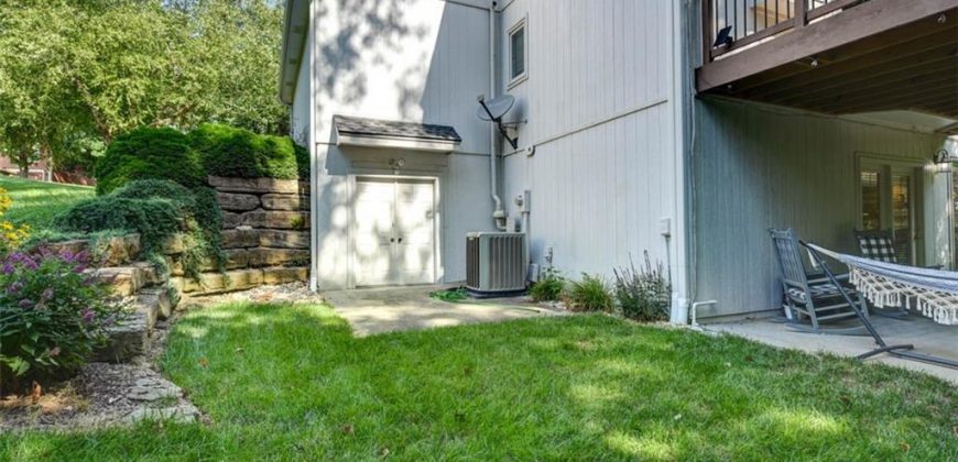 Homes for Sale in Gladstone, MO 64118 | 4933 N Washington Street