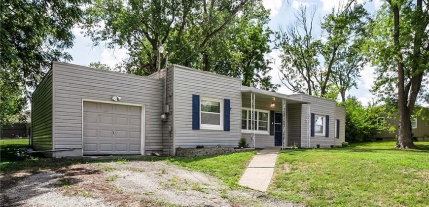 Homes for Sale in Gladstone, MO 64118 | 5 NE 74TH Street
