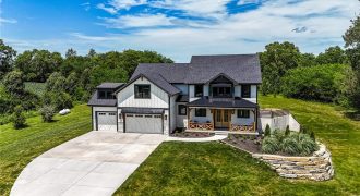 Homes for Sale in Liberty, MO 64068 | 8422 NE 147th Street