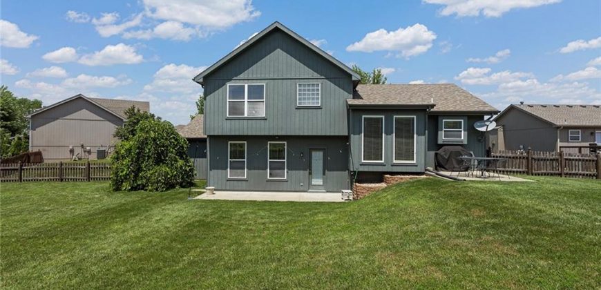 Homes for Sale in Kansas City, MO 64156 | 6905 NE 114th Court