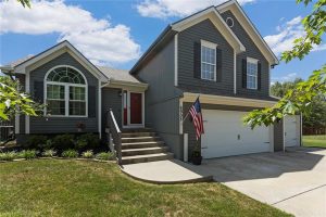 6905-NE-114th-Court-mls-2563922-image-1