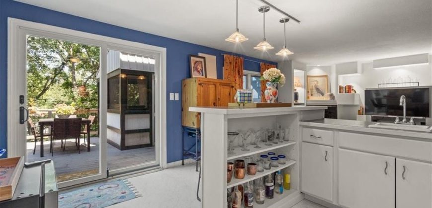 Homes for Sale in Kansas City, MO 64116 | 712 NW 40th Terrace