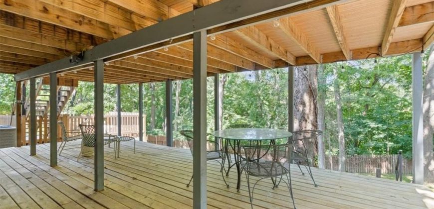 Homes for Sale in Kansas City, MO 64116 | 712 NW 40th Terrace
