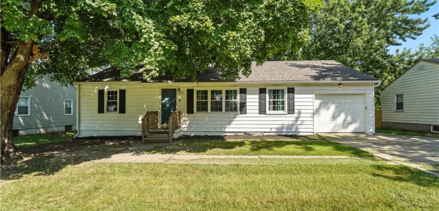Homes for Sale in Gladstone, MO 64118 | 6513 N HARRISON Street