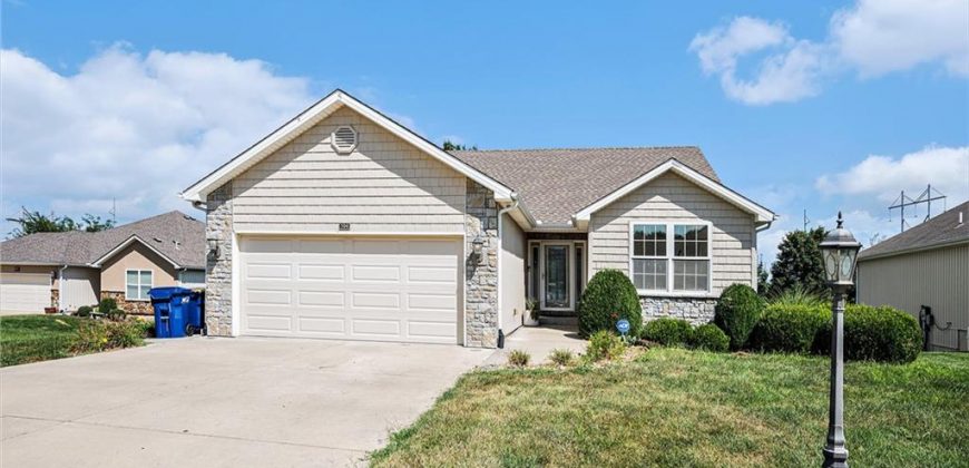Homes for Sale in Smithville, MO 64089 | 104  Prairie Rose Circle