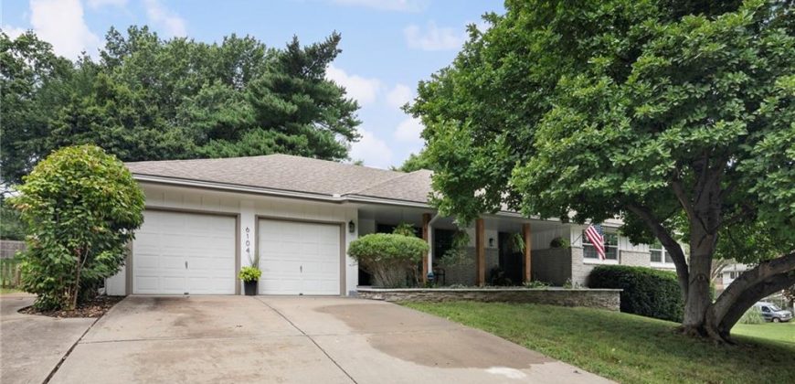 Homes for Sale in Kansas City, MO 64151 | 6104 NW Karen Road