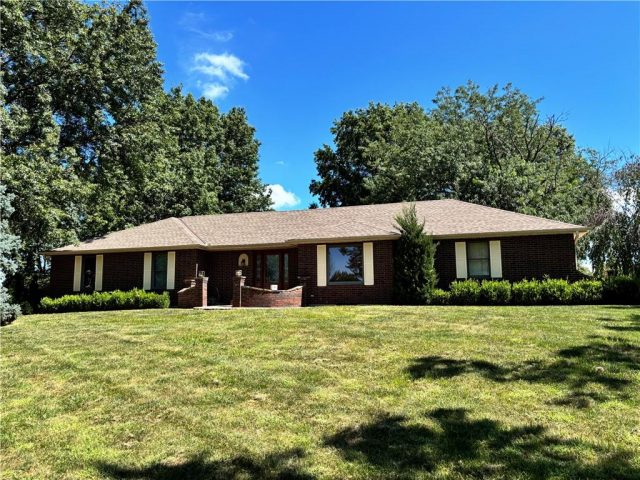 Homes for Sale in Smithville, MO 64089 | 18105  Marcus Road