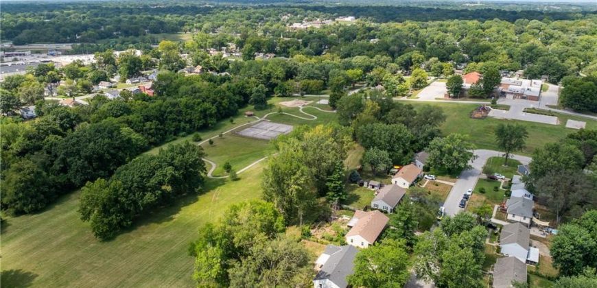 Homes for Sale in Kansas City, MO 64117 | 4234 N Cypress Avenue