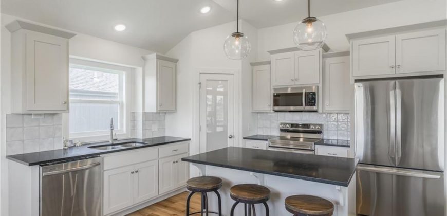 Homes for Sale in Kansas City, MO 64155 | 1008 NW 94th Terrace