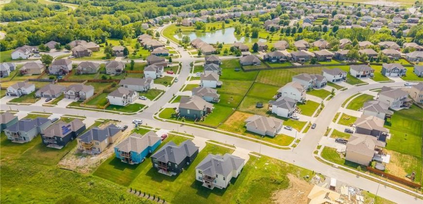Homes for Sale in Kansas City, MO 64155 | 1008 NW 94th Terrace