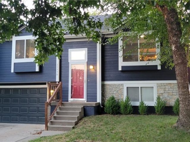 Homes for Sale in Kansas City, MO 64157 | 11516 N Windsor Avenue