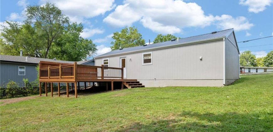 Homes for Sale in Pleasant Valley, MO 64068 | 6409  Ravena Road