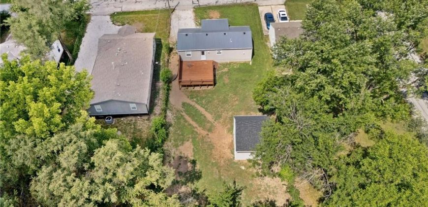Homes for Sale in Pleasant Valley, MO 64068 | 6409  Ravena Road