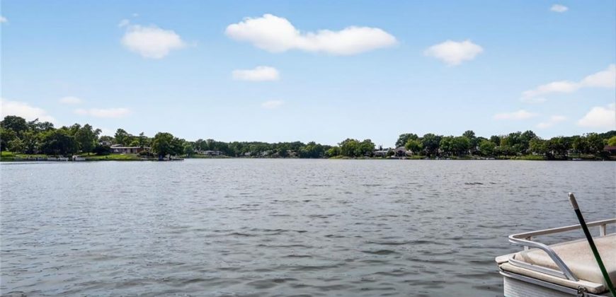 Homes for Sale in Lake Waukomis, MO 64151 | 109 NW North Shore Drive