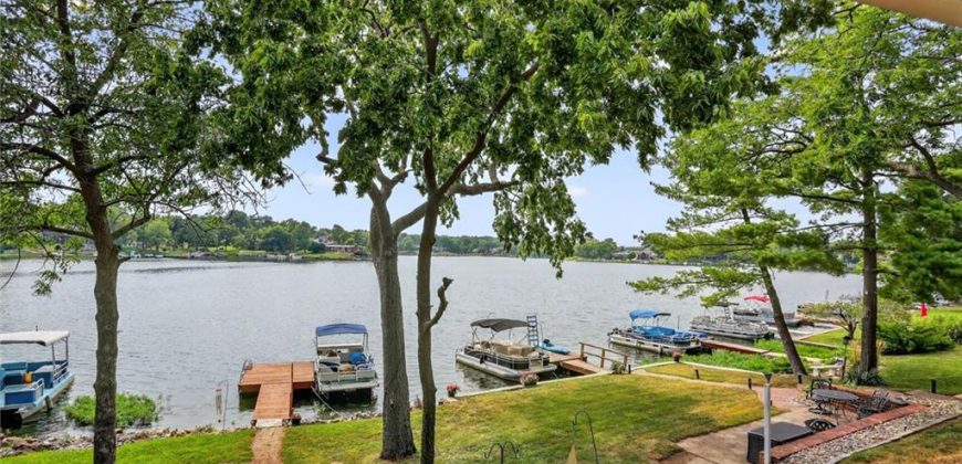 Homes for Sale in Lake Waukomis, MO 64151 | 109 NW North Shore Drive