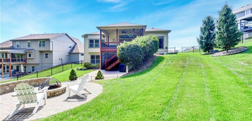 Homes for Sale in Parkville, MO 64152 | 14135  Trail Creek Court