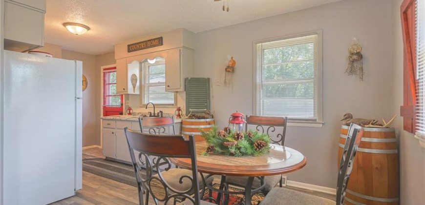 Homes for Sale in Excelsior Springs, MO 64024 | 601  Prospect Street