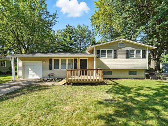Homes for Sale in Kansas City, MO 64152 | 7002 NW 72nd Terrace