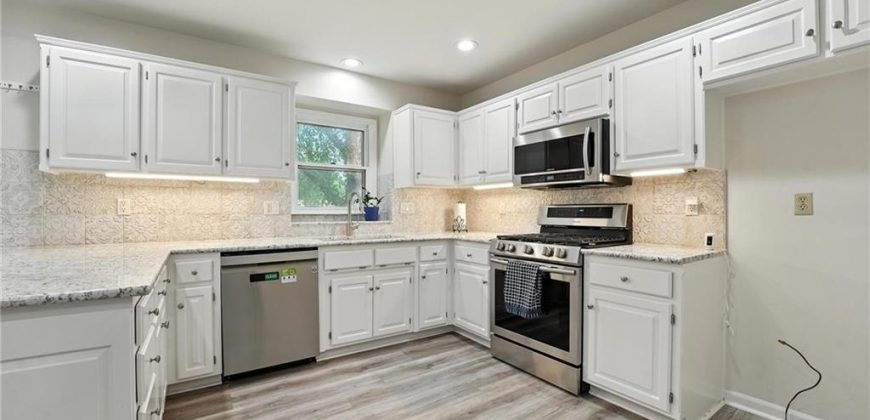 Homes for Sale in Liberty, MO 64068 | 1724  Tudor Lane