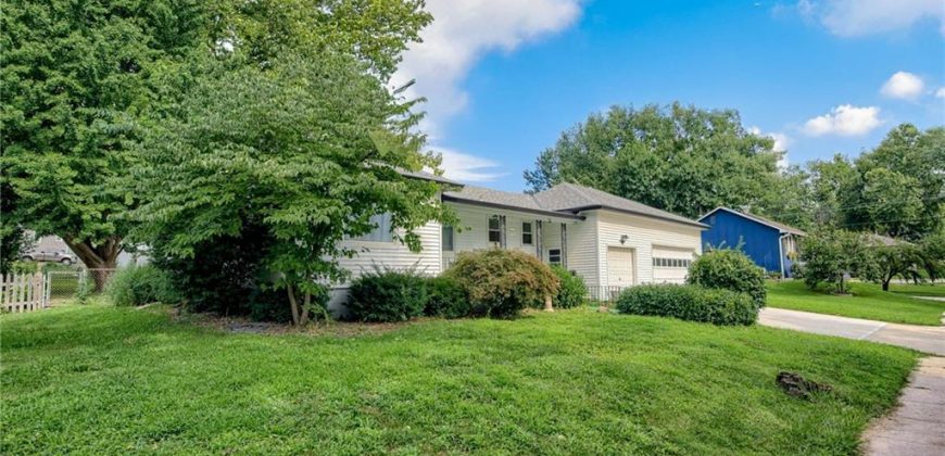 Homes for Sale in Liberty, MO 64068 | 216  Moss Avenue