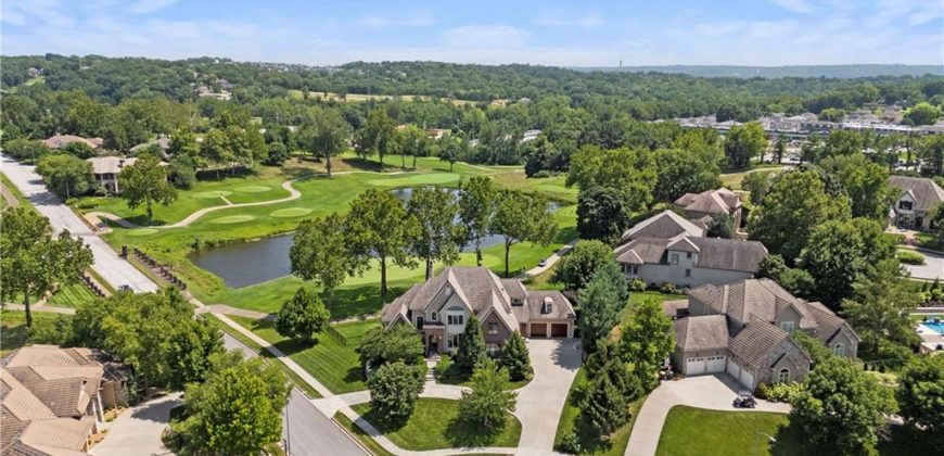 Homes for Sale in Parkville, MO 64152 | 6420 N National Drive
