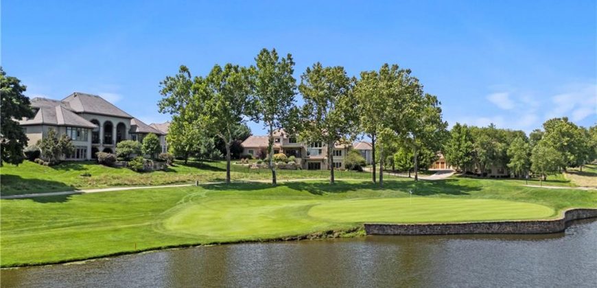 Homes for Sale in Parkville, MO 64152 | 6420 N National Drive