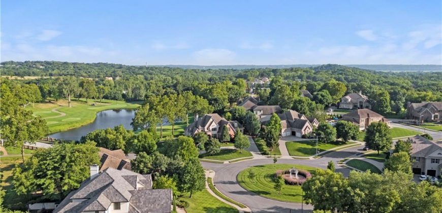 Homes for Sale in Parkville, MO 64152 | 6420 N National Drive