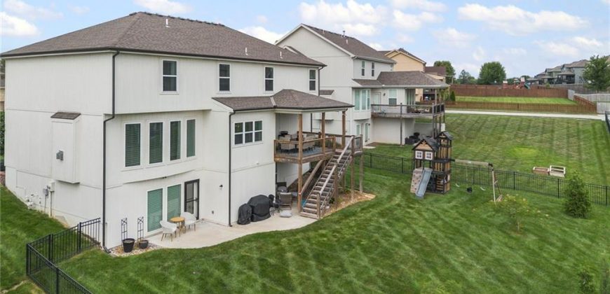 Homes for Sale in Kansas City, MO 64157 | 10008 N Manchester Avenue
