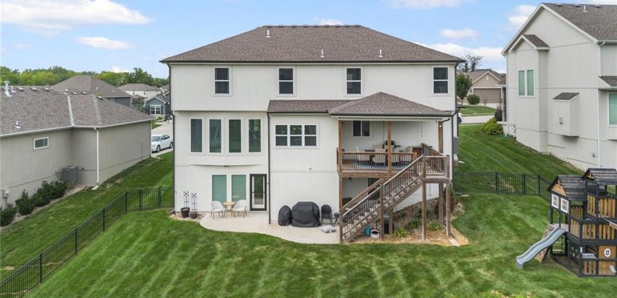 Homes for Sale in Kansas City, MO 64157 | 10008 N Manchester Avenue