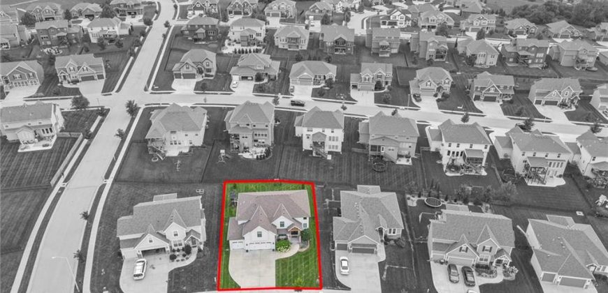Homes for Sale in Kansas City, MO 64157 | 10008 N Manchester Avenue